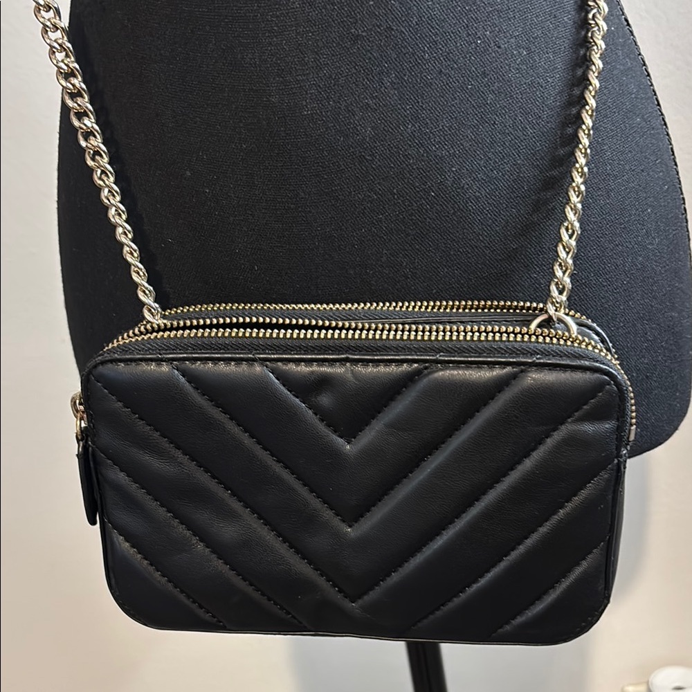 DKNY Black Quilted Crossbody Bag - Picture 7 of 8